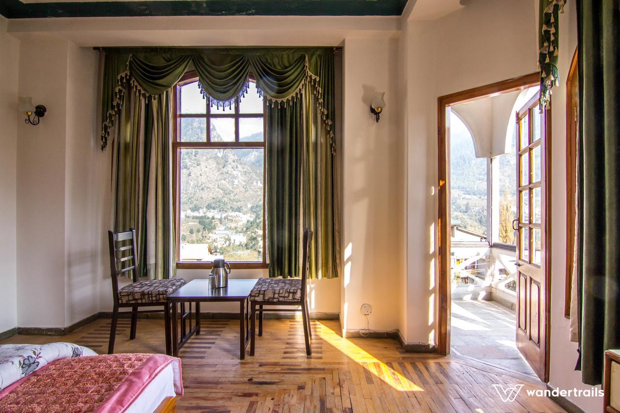 Flamingo Resort Manāli Екстериор снимка